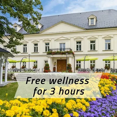 Zamecek Petrovice Hotel 4*