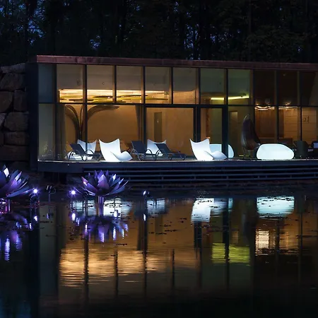 Hotell Zamecek Petrovice