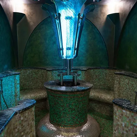 Zamecek Petrovice Hotell 4*