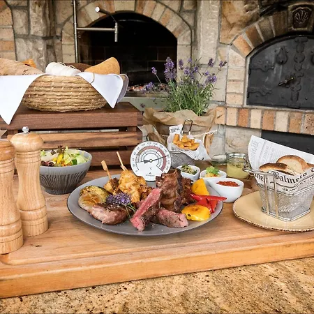 Hotell Zamecek Petrovice Petrovice u Karviné