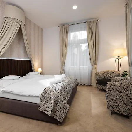 Zámeček Petrovice - Free Wellness 3h 4*