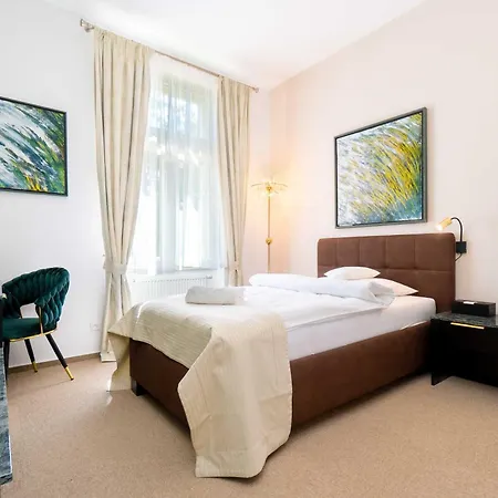 Zamecek Hotel 4*