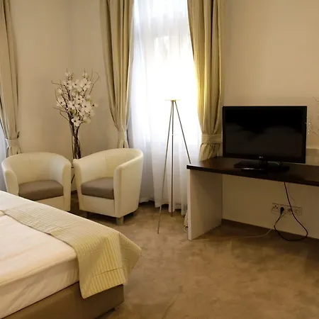 Hotell Zamecek Petrovice 4*