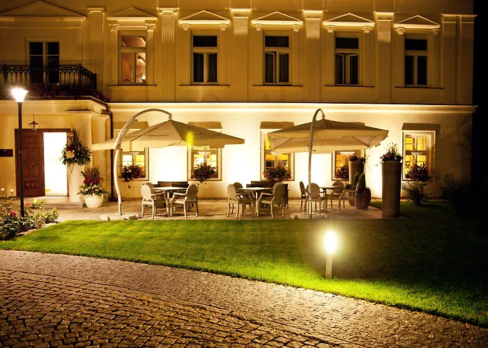 Zamecek Petrovice 4*